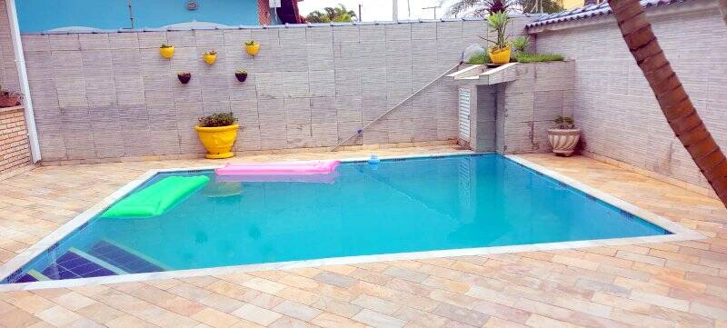 #2633 - Casa para Venda em Peruíbe - SP