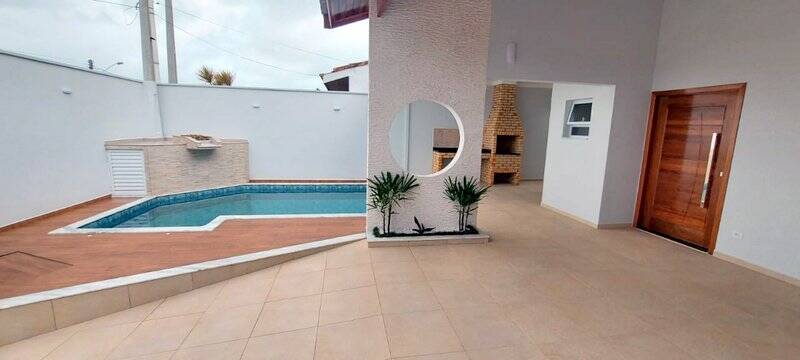 #2660 - Casa para Venda em Peruíbe - SP