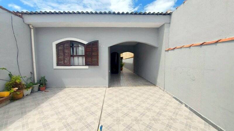#2677 - Casa para Venda em Peruíbe - SP