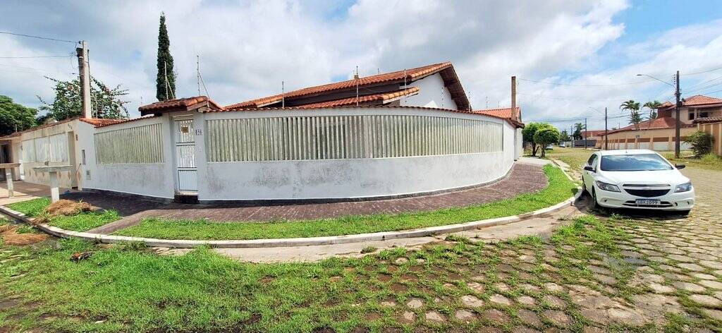 #2739 - Casa para Locação em Peruíbe - SP