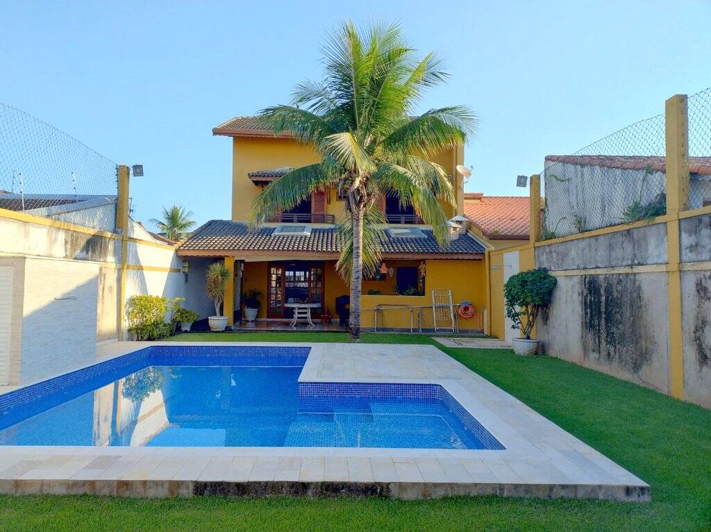 #2750 - Casa para Venda em Peruíbe - SP
