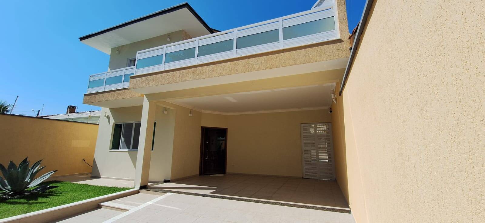 #2751 - Casa para Venda em Peruíbe - SP