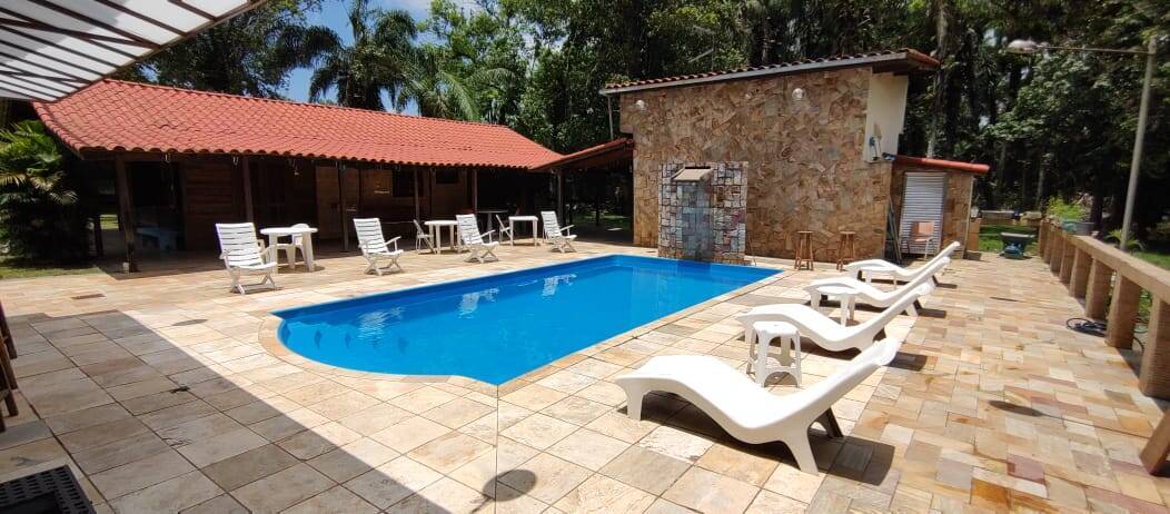 Chácara à venda com 3 quartos, 250m² - Foto 4