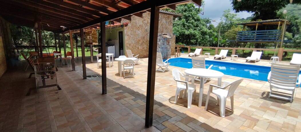 Chácara à venda com 3 quartos, 250m² - Foto 3