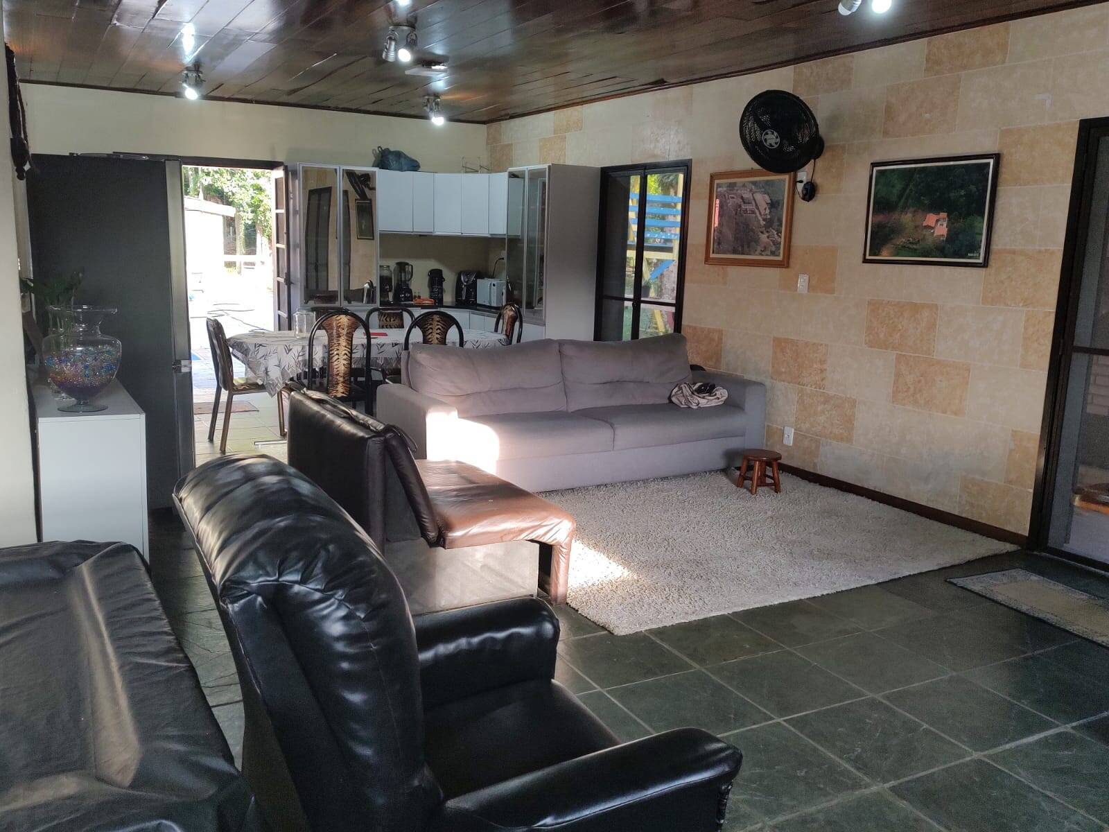 Chácara à venda com 3 quartos, 250m² - Foto 35