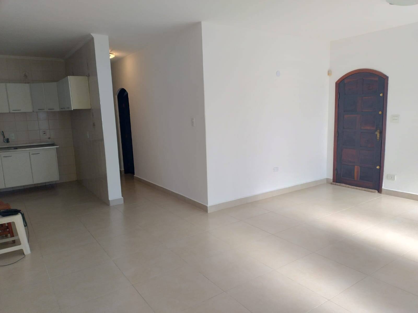 Casa para alugar com 3 quartos, 173m² - Foto 7