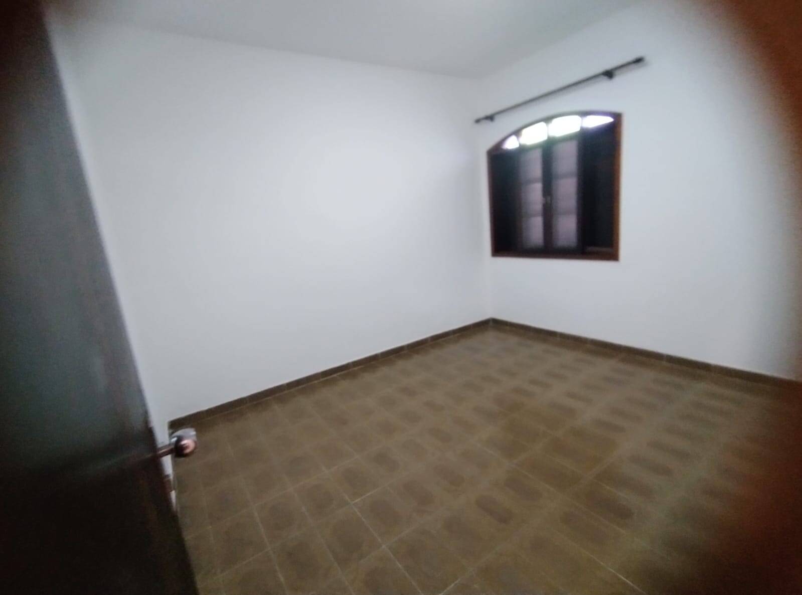 Casa para alugar com 3 quartos, 173m² - Foto 14