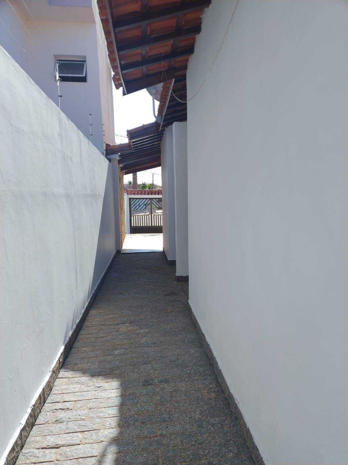 Casa para alugar com 3 quartos, 173m² - Foto 25