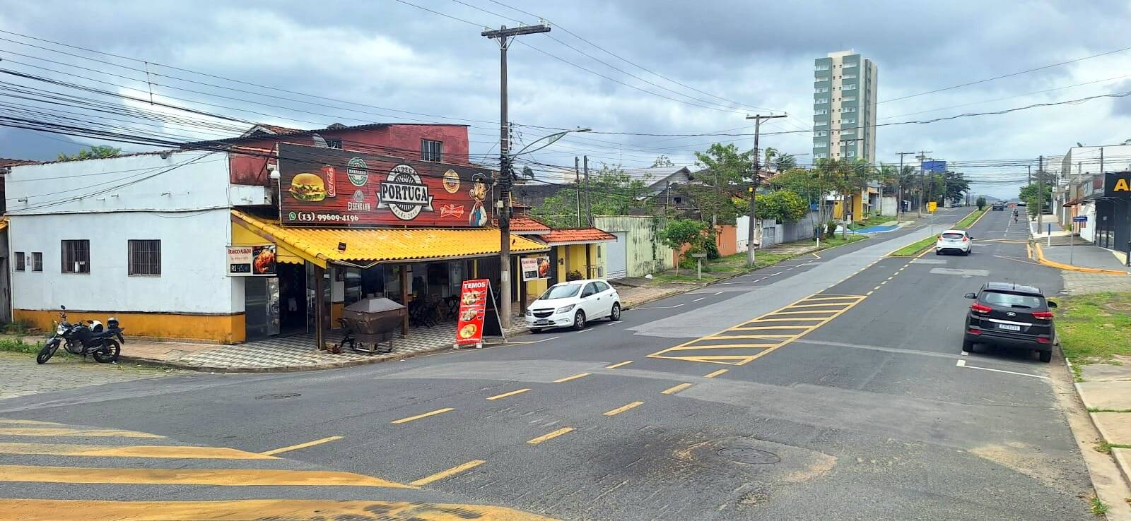 Prédio Inteiro - Foto 1