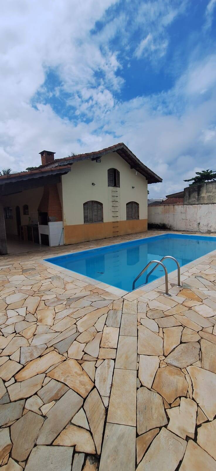 #2827 - Casa para Venda em Peruíbe - SP