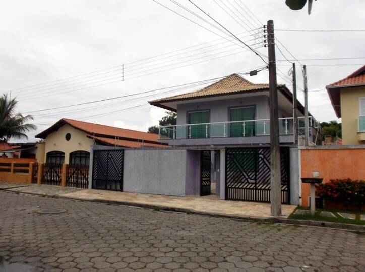 #1889 - Casa para Venda em Peruíbe - SP