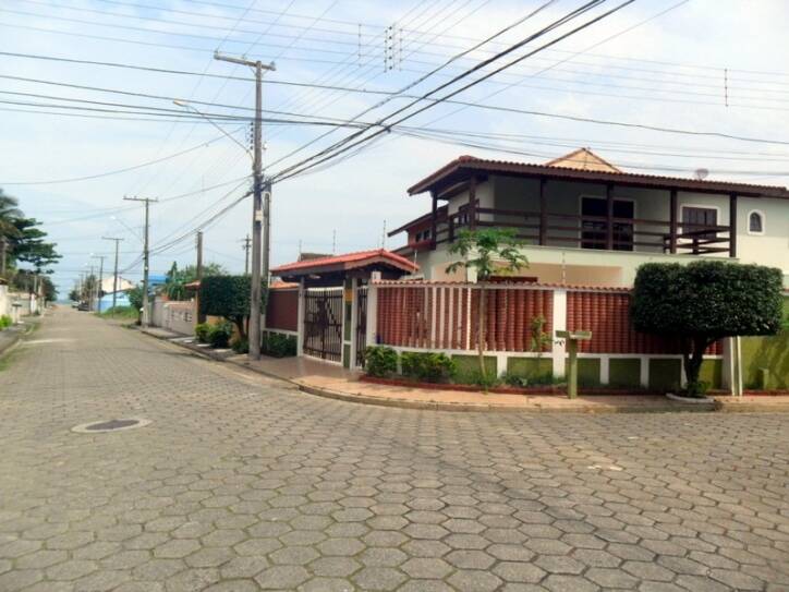 #2031 - Casa para Venda em Peruíbe - SP