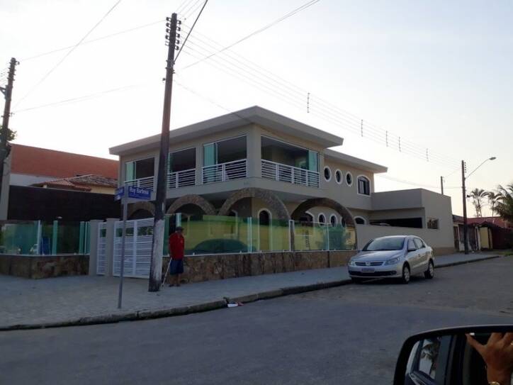 #2425 - Casa para Venda em Peruíbe - SP