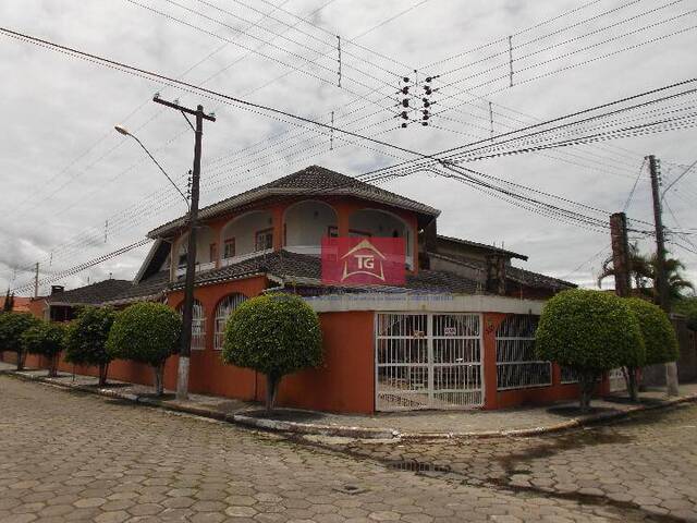 Casa para Venda em Peruíbe - 2