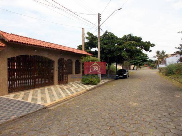 #716 - Casa para Venda em Peruíbe - SP