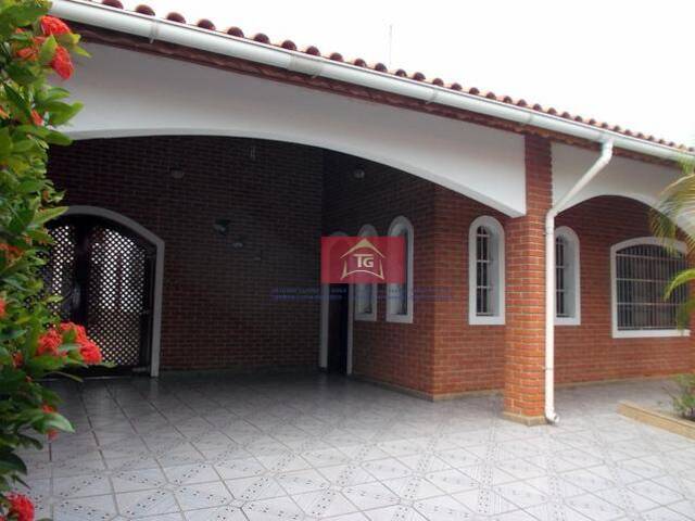 #716 - Casa para Venda em Peruíbe - SP