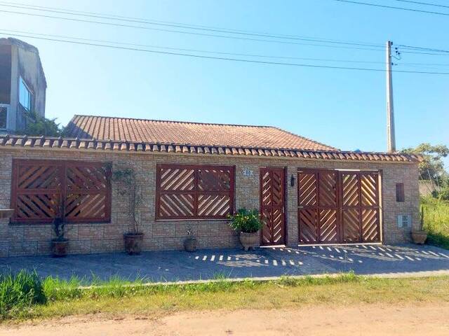 #2670 - Casa para Venda em Peruíbe - SP