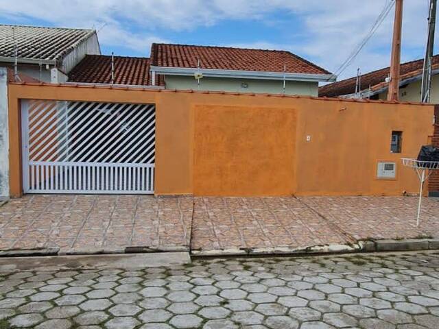 #2714 - Casa para Venda em Peruíbe - SP