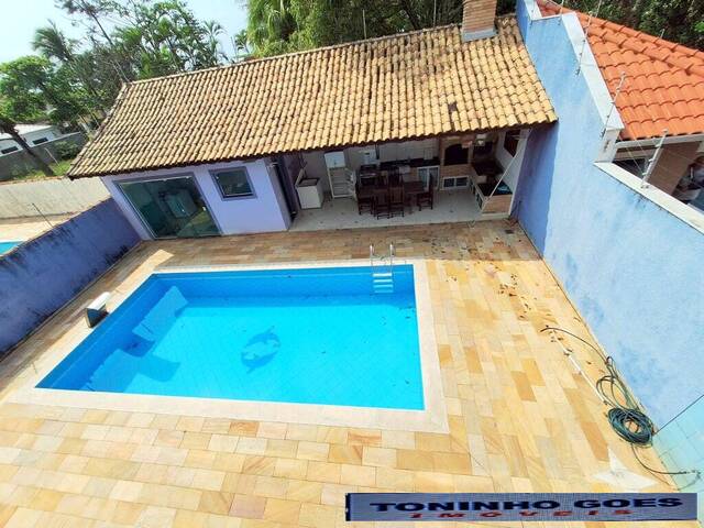 #2724 - Casa para Venda em Peruíbe - SP