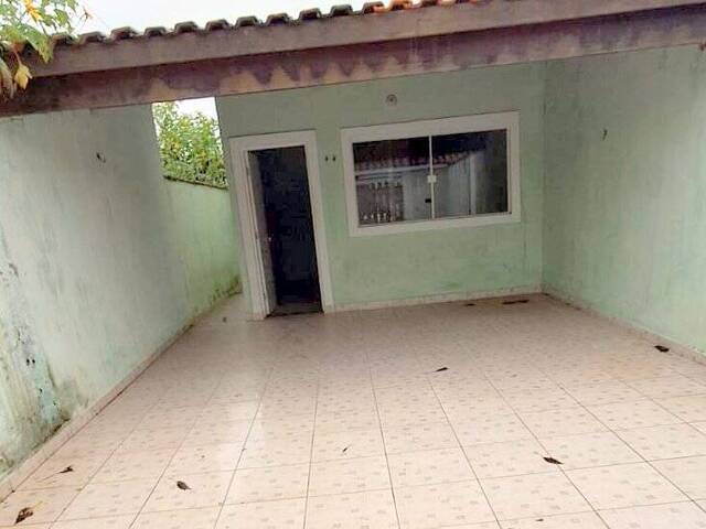 #2747 - Casa para Venda em Peruíbe - SP - 1