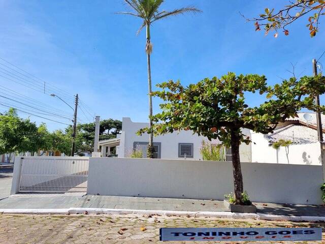 #2753 - Casa para Venda em Peruíbe - SP